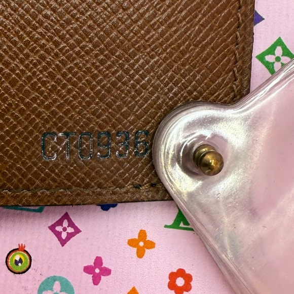 EUC Louis Vuitton Monogram Card Holder - Picture 7 of 7